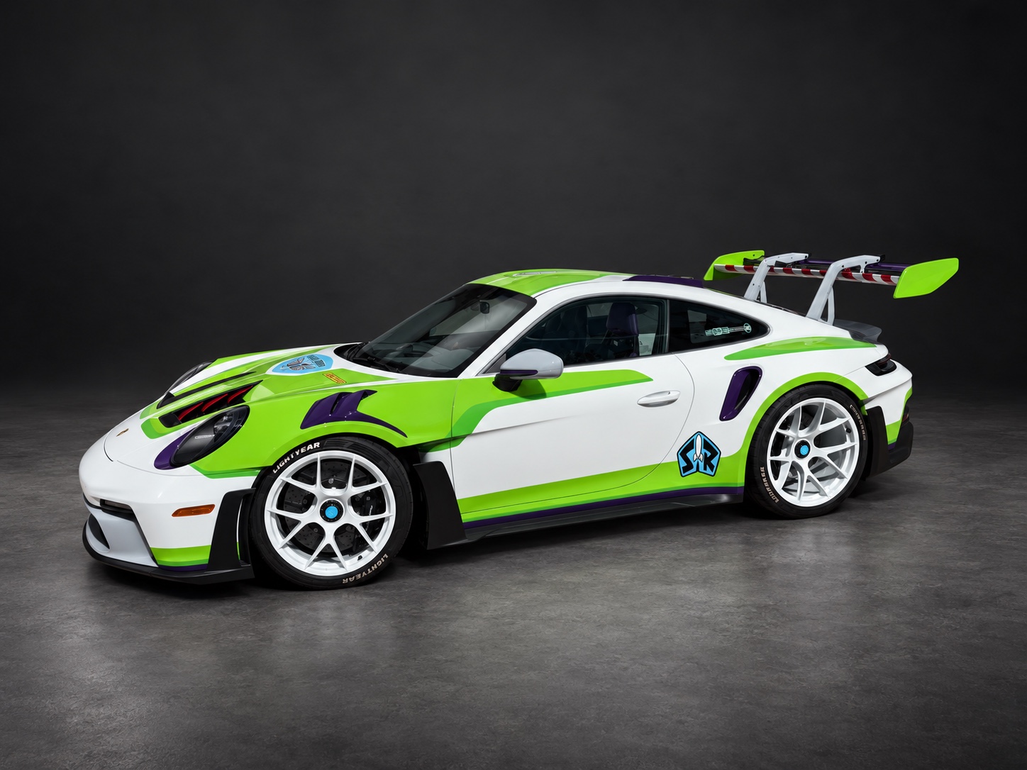 Buzz Lightyear Porsche 911 GT3 RS in white, green and purple, studio-retouched from the owner’s photograph